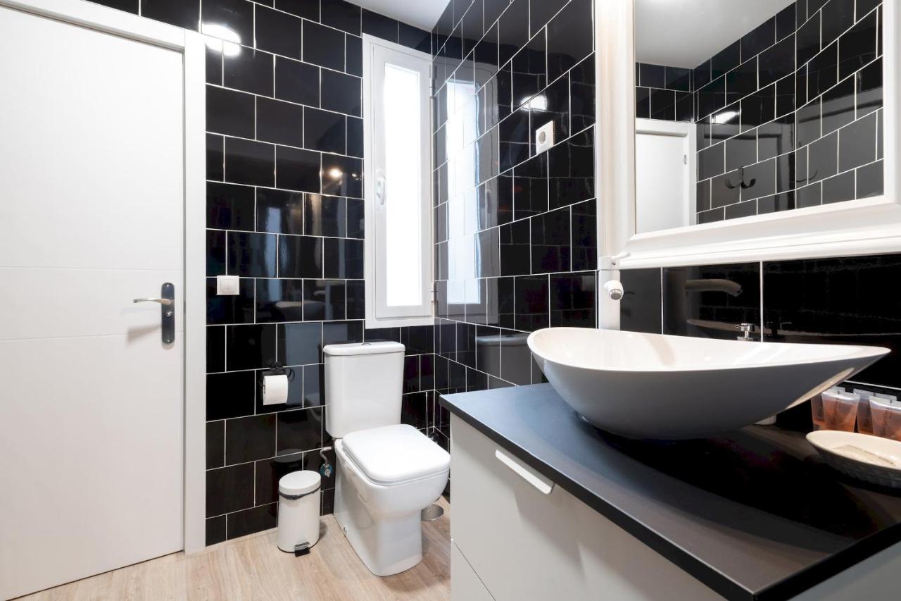3 Bedrooms 1 Bathroom Furnished - Lavapies- Mintystay Madrid Extérieur photo
