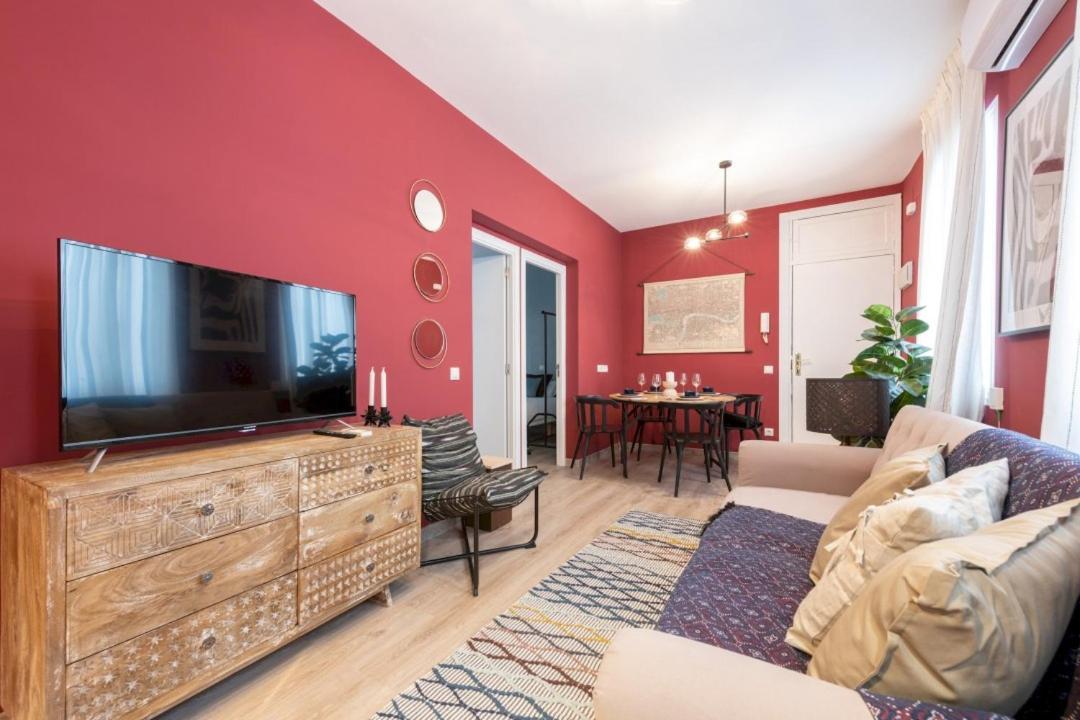 3 Bedrooms 1 Bathroom Furnished - Lavapies- Mintystay Madrid Extérieur photo